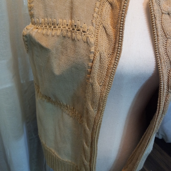 Designers studio sweater/ leather vest - Picture 5 of 6